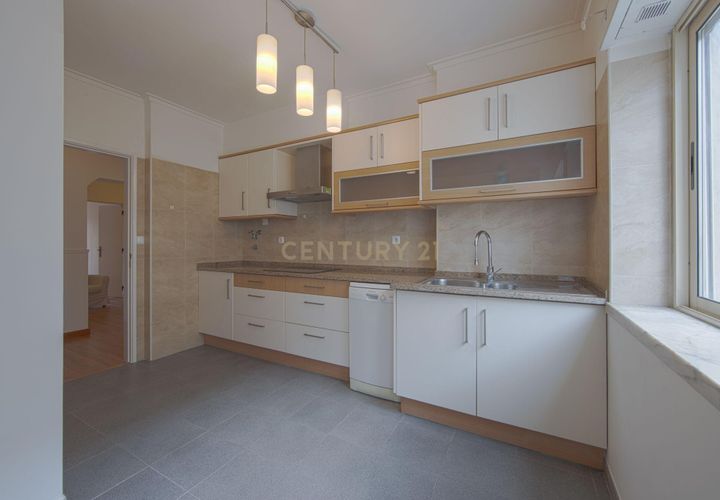 Lejlighed i Almada, Setubal, Almada - € 310.000 | Ref: C0222-07052 - foto 1