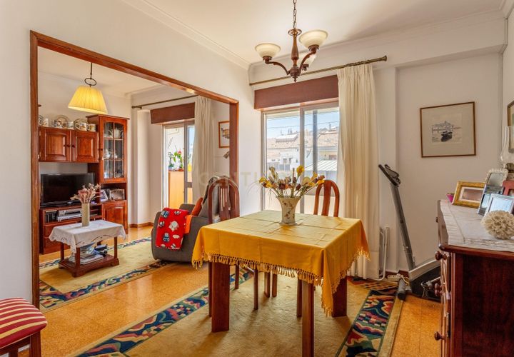Lejlighed i Alges, Lisbon, Alges - € 360.000 | Ref: C0383-01421 - foto 1