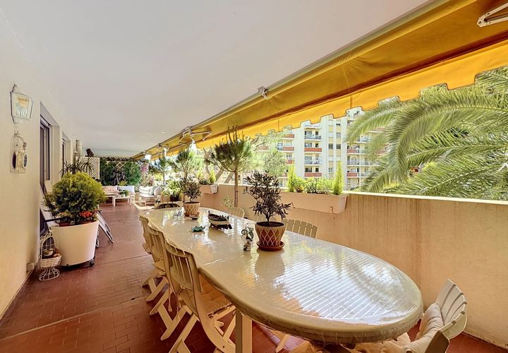 Lejlighed i Nice, Alpes-Maritimes, Nice - € 570.000 | Ref: 87034222 - foto 1