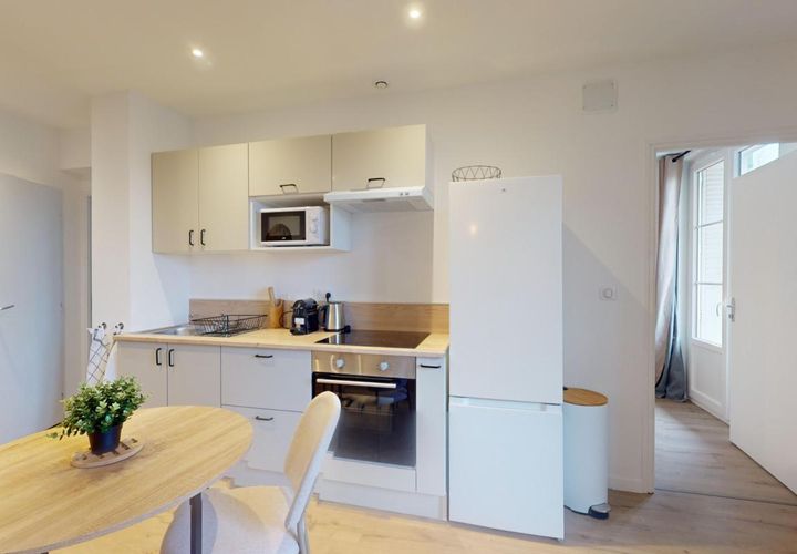 Apartament a Dijon, Cote-d'Or, Dijon - € 490/mes | Ref: KV-VOLTAIREC-CH2 - foto 1