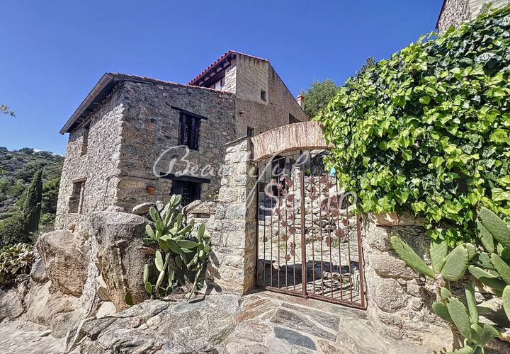 Villa i Eus, Pyrenees-Orientales, Eus - € 350.000 | Ref: VH1208 - foto 1