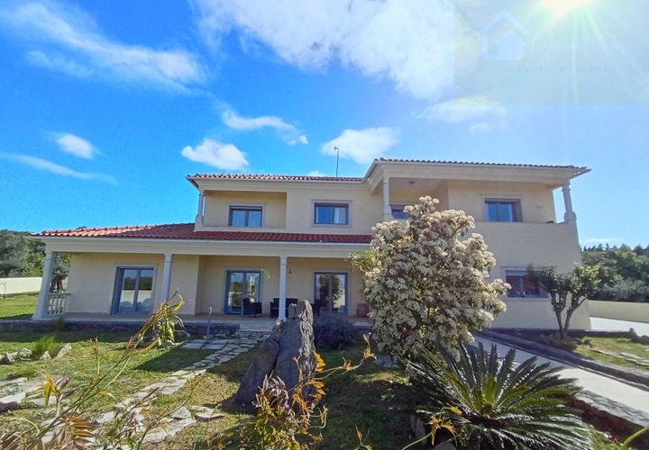 Villa a Ansiao, Leiria, Ansiao - € 545.000 | Ref: Q42 - foto 1