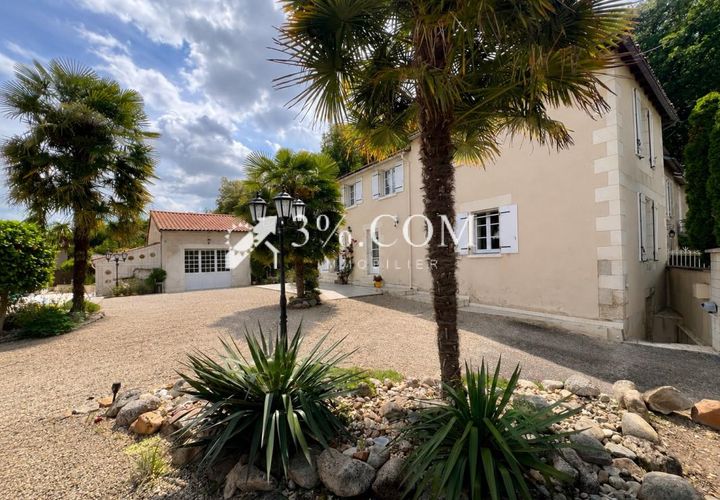 Landsbyhus i Bonnes, Vienne, Bonnes - € 296.000 | Ref: 254_V3380064059 - foto 1