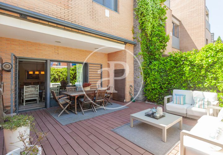 Villa a Madrid, Madrid, Madrid - € 1.875.000 | Ref: VMO2604018 - foto 1