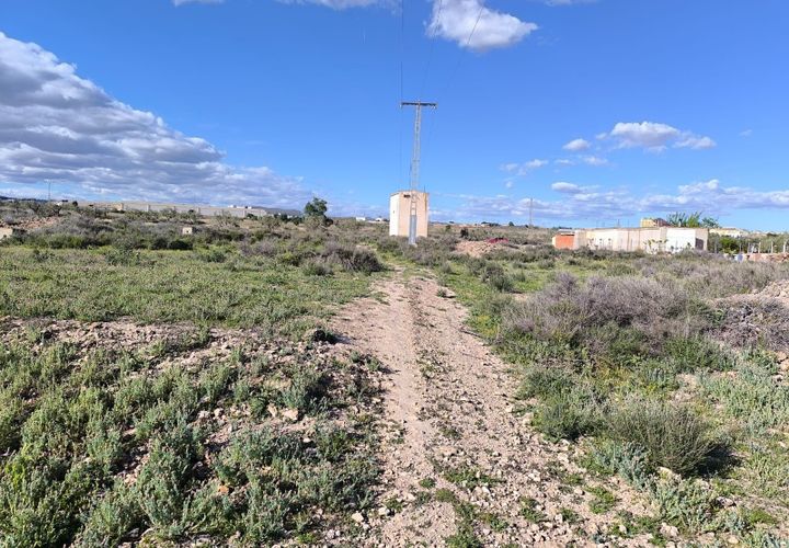 Helårsgrund i Caudete, Albacete, Caudete - € 12.000 | Ref: 70119 - foto 1