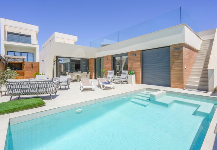 Villa i Benijofar, Alicante, Benijofar - € 690.000 | Ref: 781167 - foto 1