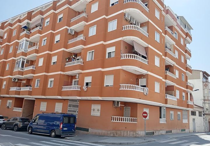 Lejlighed i Torrevieja, Alicante, Torrevieja - € 135.000 | Ref: MLSC501115 - foto 1
