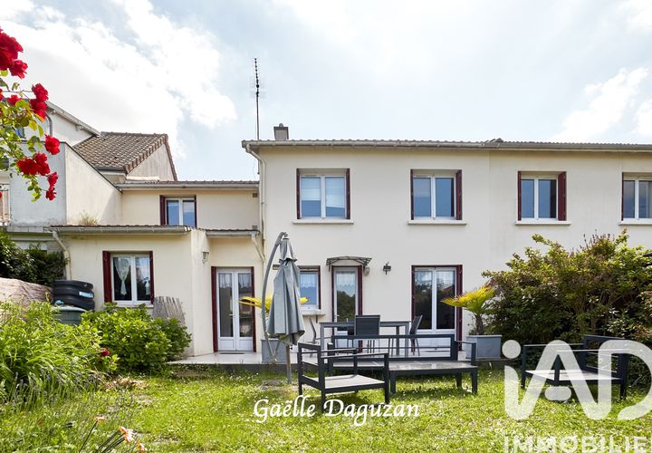 Villa i Saint-Germain-en-Laye, Yvelines, Saint-Germain-en-Laye - € 599.000 | Ref: 40769 - foto 1