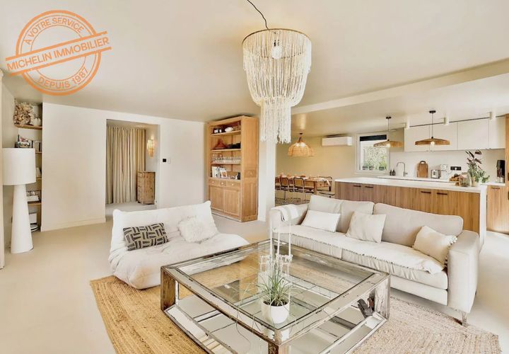 Villa i Limonest, Rhone, Limonest - € 780.000 | Ref: 86831502 - foto 1