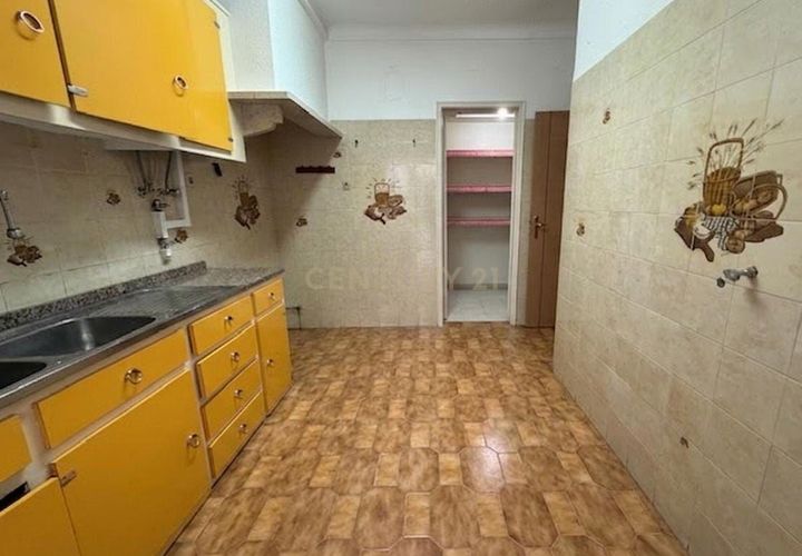 Lejlighed i Amadora, Lisbon, Amadora - € 320.000 | Ref: C0221-03887 - foto 1