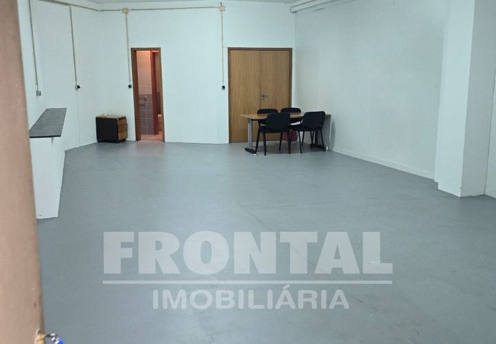 Villa a Maia, Porto, Maia - € 790/mes | Ref: FPS-30333 - foto 1