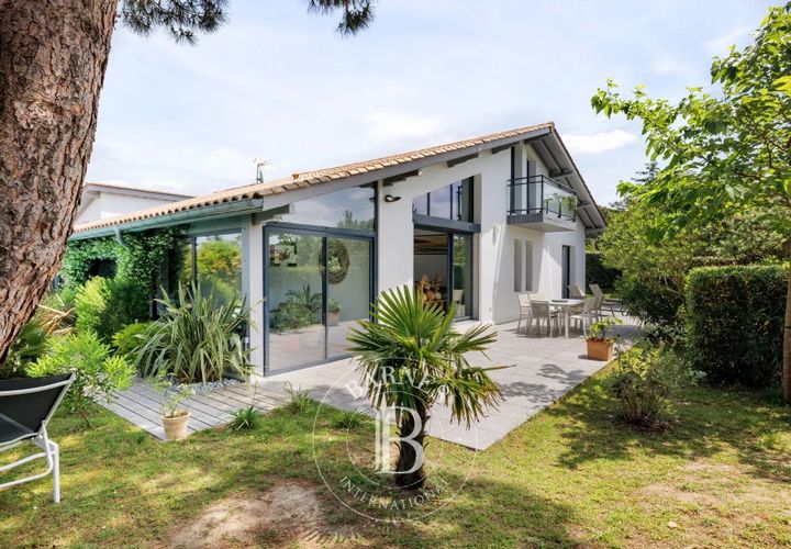 Villa a Anglet, Pyrenees-Atlantiques, Anglet - € 2.600.000 | Ref: M1879 - foto 1