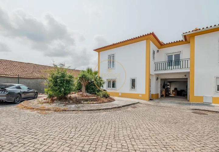 Villa a Santa Barbara, Lisbon, Santa Barbara - € 360.000 | Ref: 1027-1473 - foto 1