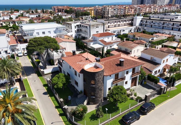 Villa i Empuriabrava, Gerona, Empuriabrava - € 1.090.000 | Ref: 6560/JF-N1IMMOFRESP - foto 1