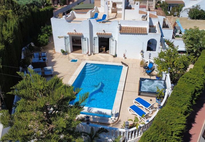 Villa i Torrevieja, Alicante, Torrevieja - € 420.000 | Ref: 781235 - foto 1