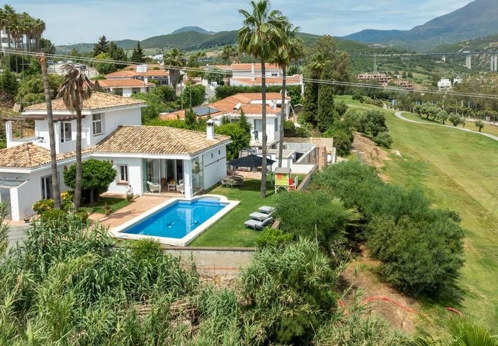 Villa a Estepona, Malaga, Estepona - € 825.000 | Ref: SMSE1036 - foto 1