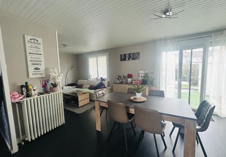 Villa a Audincourt, Doubs, Audincourt - € 138.000 | Ref: fr040414 - foto 1