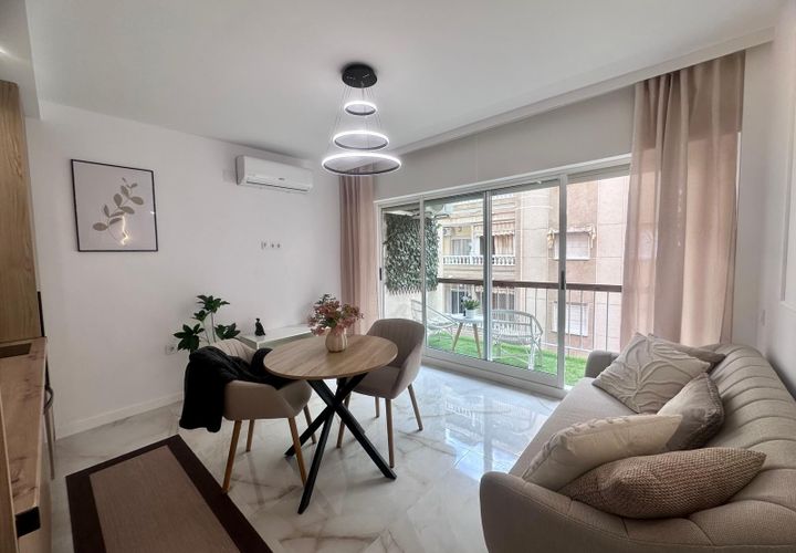 Leilighet i Torrevieja, Alicante, Torrevieja - € 159 900 | Ref: ANV-32949 - foto 1