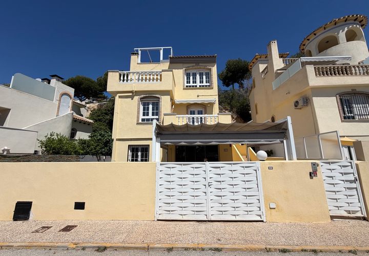 Villa i Las Ramblas Golf, Alicante, Las Ramblas Golf - € 329.995 | Ref: 3157D - foto 1