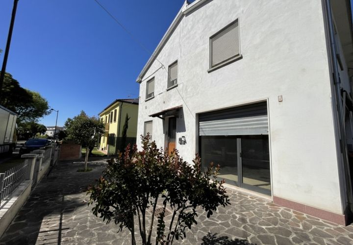 Villa i Suzzara, Mantua, Suzzara - € 218.000 | Ref: 2657 - foto 1