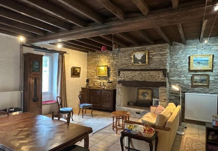 Villa a Sixt-sur-Aff, Ille-et-Vilaine, Sixt-sur-Aff - € 329.175 | Ref: 85224 - foto 1