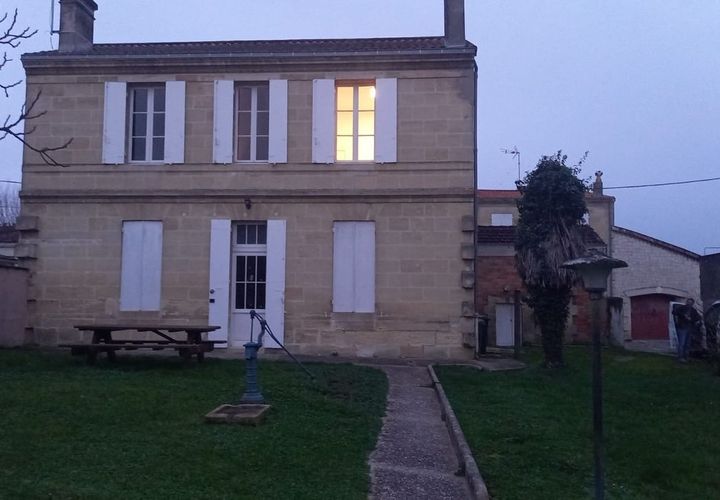 Villa a Pauillac, Gironde, Pauillac - € 1.580/mes | Ref: 878380 - foto 1