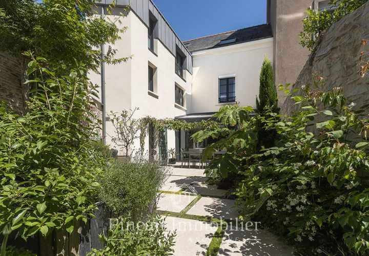 Villa a Angers, Maine-et-Loire, Angers - € 892.500 | Ref: getkey_u_531473834 - foto 1