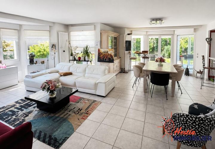 Villa a Bezannes, Marne, Bezannes - € 884.000 | Ref: getkey_u_530812115 - foto 1