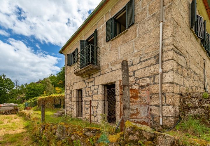 Villa i Ponte da Barca, Viana do Castelo, Ponte da Barca - € 150.000 | Ref: AVV-005-045 - foto 1