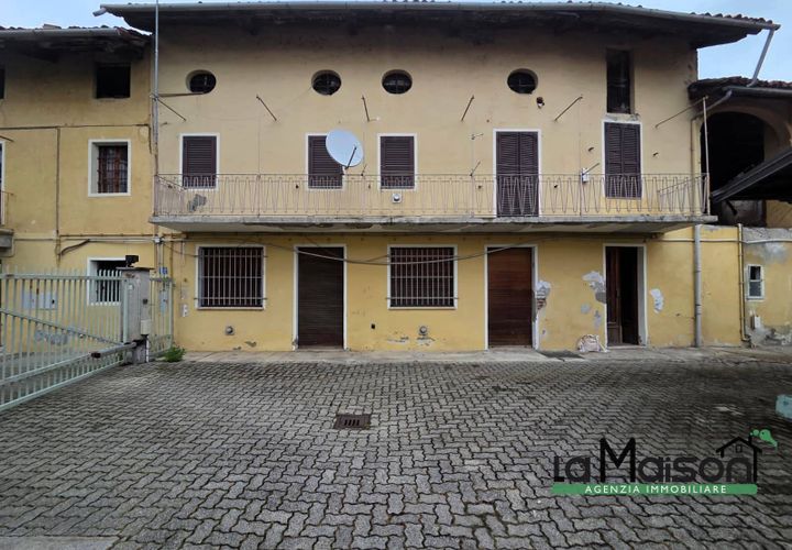 Villa a Santhia, Vercelli, Santhia - € 40.000 | Ref: 227LM - foto 1