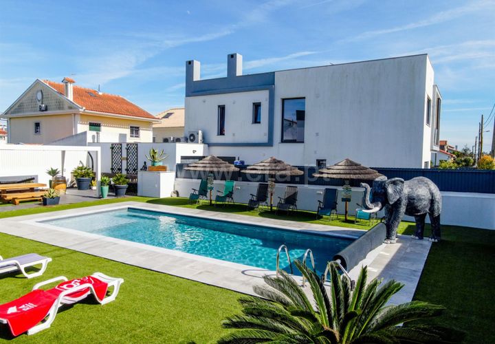 Villa i Almada, Setubal, Almada - € 1.099.000 | Ref: 120260090 - foto 1
