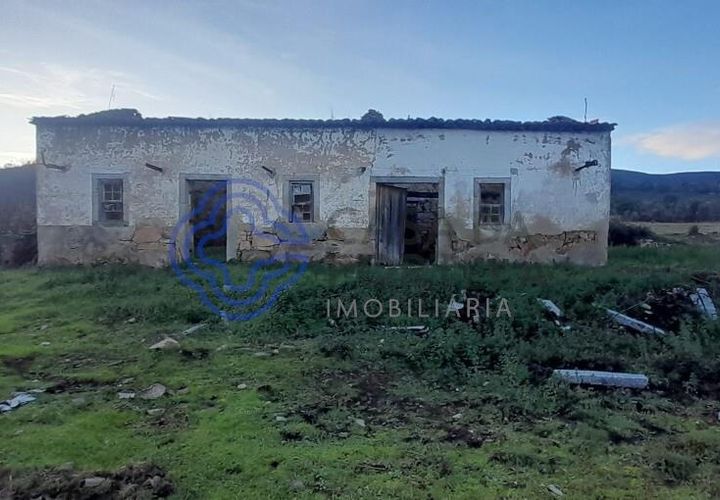 Landejendom i Fundao, Castelo Branco, Fundao - € 67.500 | Ref: 1119651 - foto 1