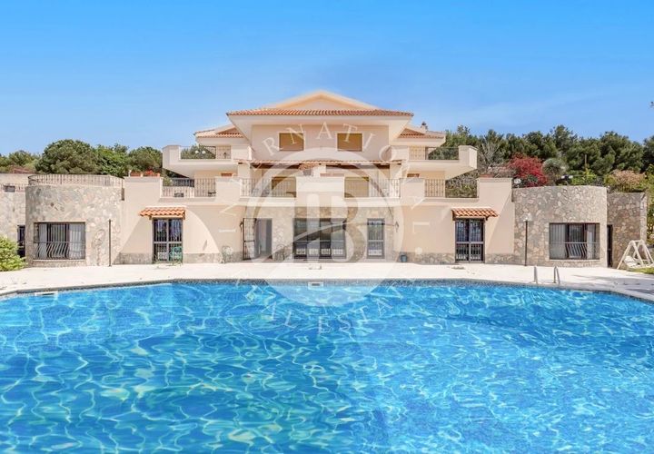 Villa a Messina, Messina, Messina - € 3.000.000 | Ref: IC 3 - foto 1