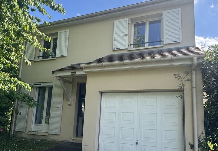 Villa a Étampes, Essonne, Étampes - € 245.000 | Ref: 262012699 - foto 1