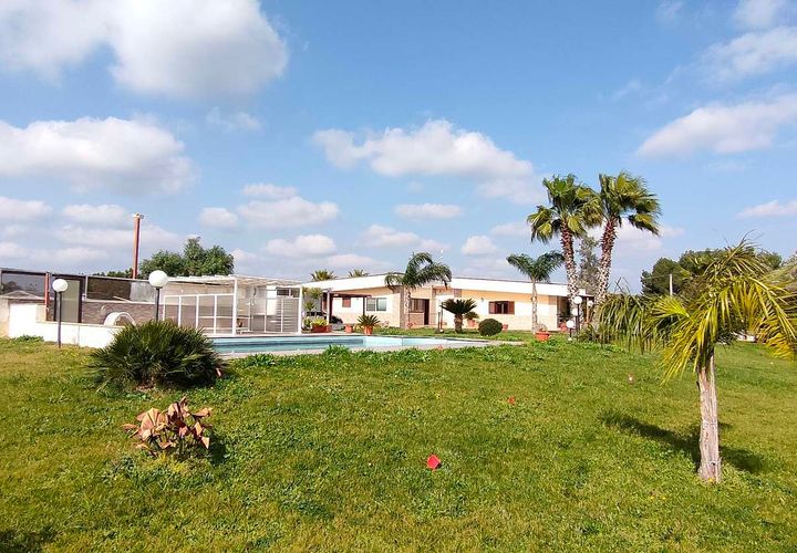 Villa i Mesagne, Brindisi, Mesagne - € 475.000 | Ref: RH-23192-property-1172317 - foto 1
