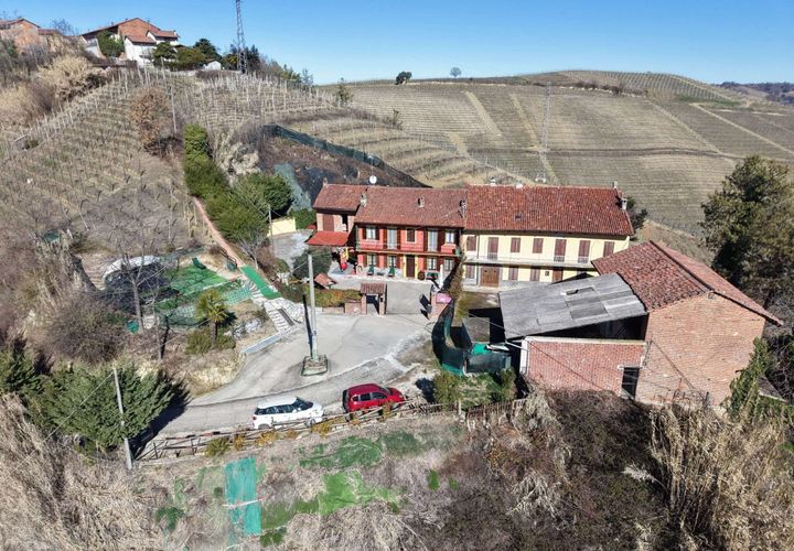 Farm hus i Canale, Cuneo, Canale - € 725.000 | Ref: CP-1722-1175188 - foto 1