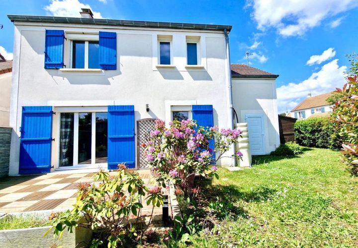 Villa a Brie-Comte-Robert, Seine-et-Marne, Brie-Comte-Robert - € 310.000 | Ref: 3011444175 - foto 1