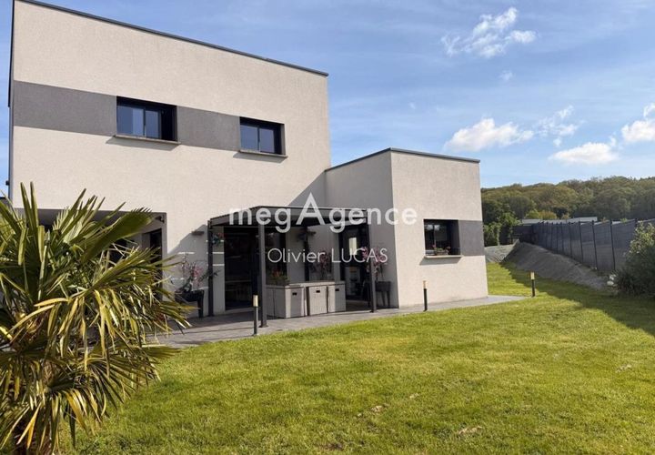 Villa i Montfort-sur-Risle, Eure, Montfort-sur-Risle - € 399.975 | Ref: 202325 - foto 1