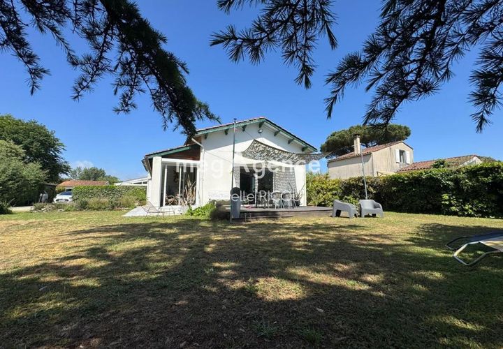 Villa i Dolus-d'Oleron, Charente-Maritime, Dolus-d'Oleron - € 450.000 | Ref: 203330 - foto 1