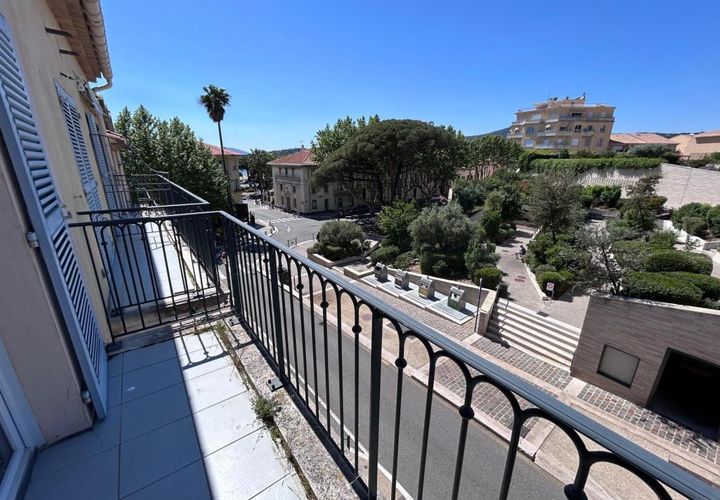 Lejlighed i Sainte-Maxime, Var, Sainte-Maxime - € 315.000 | Ref: 204012 - foto 1