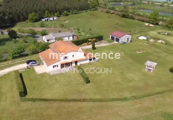 Villa i Bussac-Foret, Charente-Maritime, Bussac-Foret - € 346.000 | Ref: 198044 - foto 1
