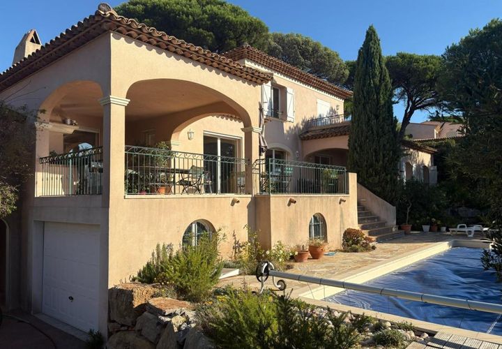 Landejendom i Sainte-Maxime, Var, Sainte-Maxime - € 2.284.000 | Ref: 193513 - foto 1