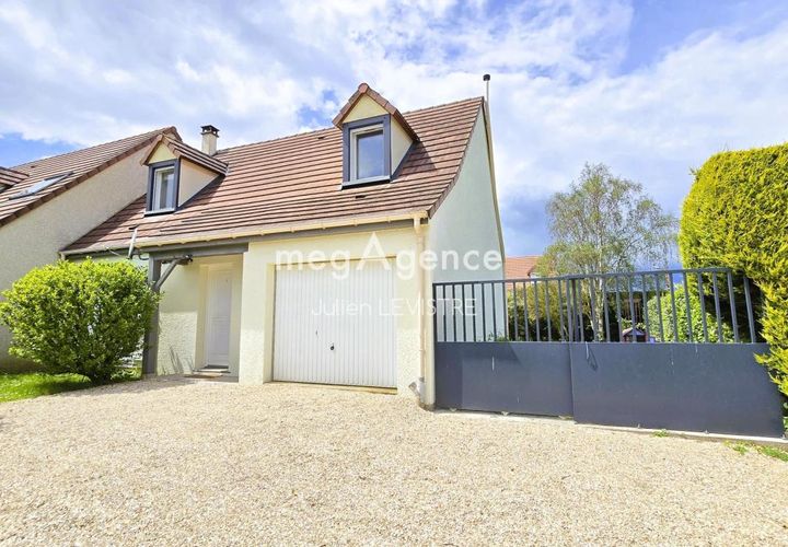 Villa a Rambouillet, Yvelines, Rambouillet - € 285.000 | Ref: 203838 - foto 1