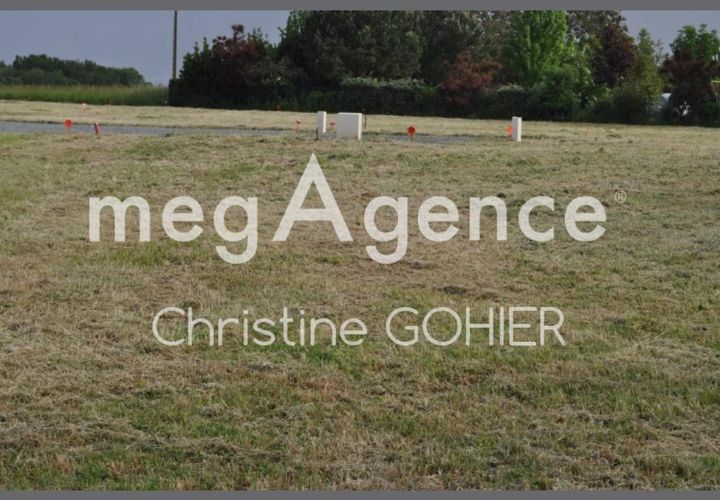 Terra a Taillebourg, Charente-Maritime, Taillebourg - € 46.360 | Ref: 203540 - foto 1