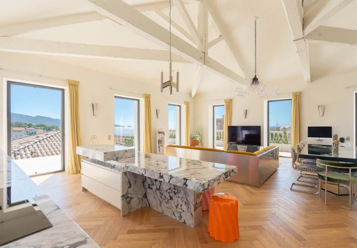 Villa a Marseille, Bouches-du-Rhone, Marseille - € 2.390.000 | Ref: HH-15994742 - foto 1