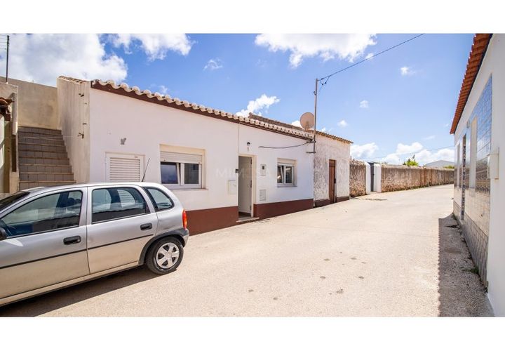 Villa a Budens, Faro, Budens - € 175.000 | Ref: VM1208 - foto 1