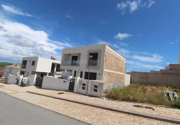 Helårsgrund i Lagos, Faro, Lagos - € 250.000 | Ref: T320 - foto 1