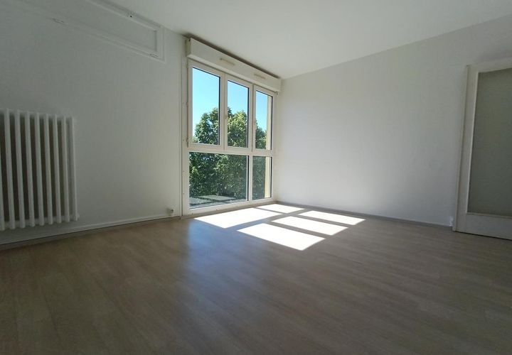 Apartament a Lure, Haute-Saone, Lure - € 494/mes | Ref: 3sal32--asc - foto 1