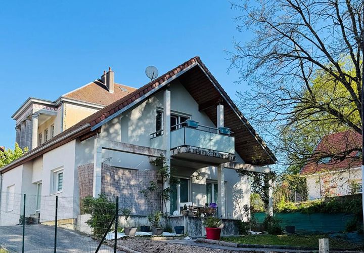 Villa a Les Auxons, Doubs, Les Auxons - € 298.000 | Ref: 691-BES - foto 1