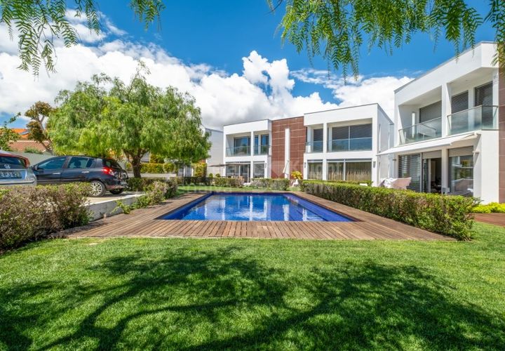 Villa i Carcavelos, Lisbon, Carcavelos - € 1.690.000 | Ref: PROP-34689 - foto 1